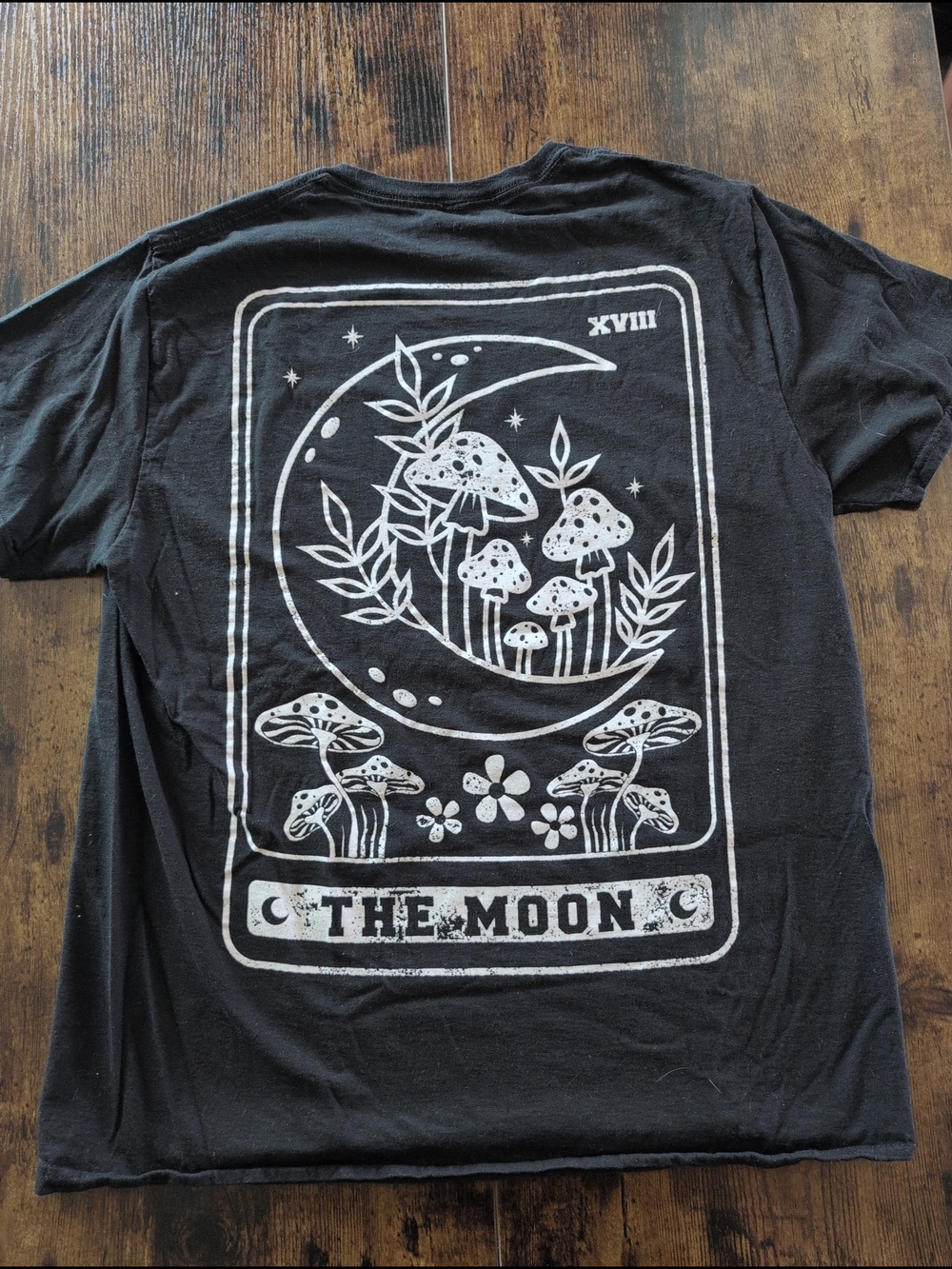 Vintage Style Tarot Moon Graphic Tee Black Unisex Large Witchy Boho Shirt